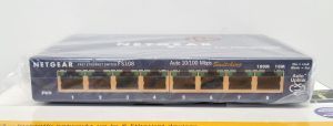 Netgear FS108 ProSafe 8-Port 10/100 Desktop Switch - Image 7