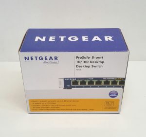 Netgear FS108 ProSafe 8-Port 10/100 Desktop Switch - Image 3