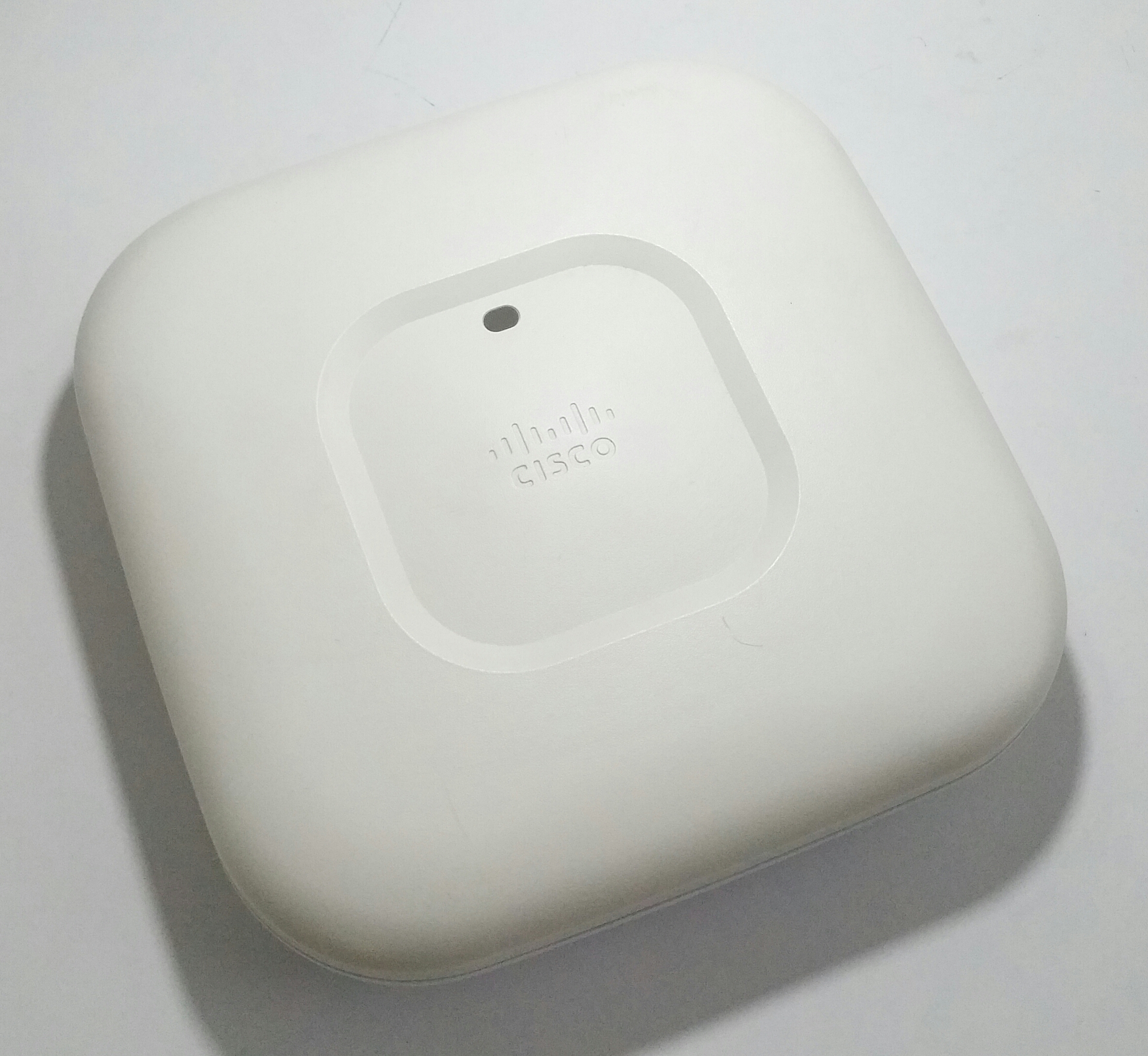 20180101_164720-1 Cisco AIR-CAP2702I-E-K9 VO4 Aironet 2700 Series 802.11ac Dual Band Access Point - Image 1