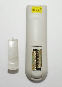 Nec RD-452E Remote Control - Missing Top Cover - Image 3