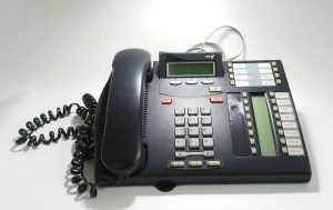 Nortel Networks BT T7316E Desk Phone - Image 2
