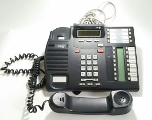 Nortel Networks BT T7316E Desk Phone - Image 7