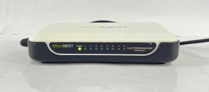 MicroNext MN-DS108T V1.0 8-Port 10/100M Desktop Switch - Image 2