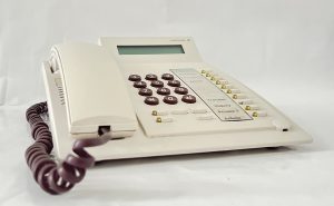 Ericsson Dialog 3212 MD110 DBC 212 01/01001 Phone - Image 2