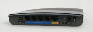 Cisco Linksys E3200 4-Port Wireless Router - Image 3
