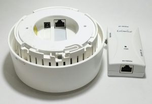 EnGenius EAP300 Indoor 802.11b/g/n Wireless Access Point & EnGenius EPE-4818 AP-Bridge - Image 4