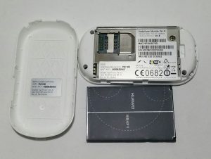 Vodafone R205 Mobile Wi-Fi 3G Hotspot - Image 7