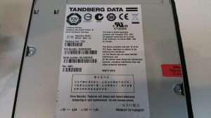 Tandberg Data Magnum 2x24 with LTO5 SAS Tape Drive - Image 3