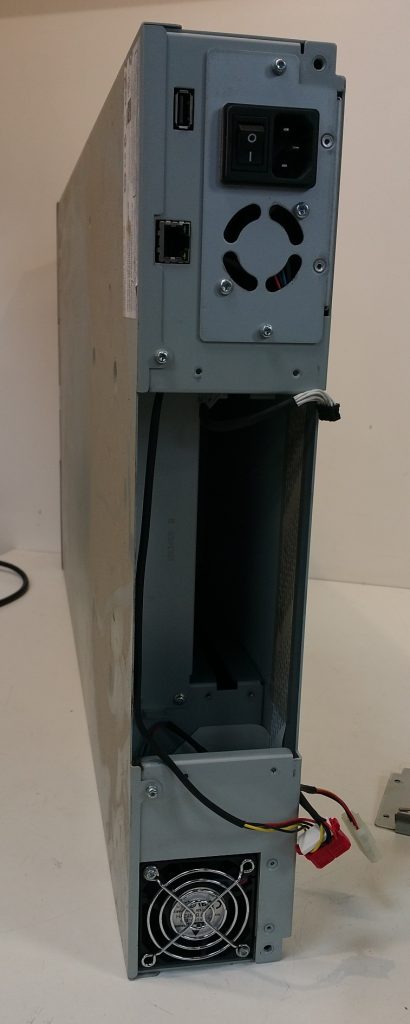 Tandberg Data Magnum 2x24 with LTO5 SAS Tape Drive - Image 7
