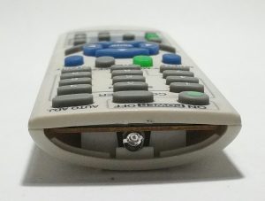 Nec RD-452E Remote Control - Missing Top Cover - Image 6