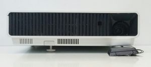Casio XJ-M130 Data Projector with 8441 Lamp Hours Used - Image 2