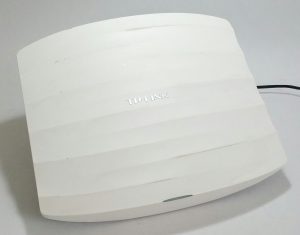 EAP320 TP-LINK AC1200 Wireless Dual Band Gigabit Access Point - Image 2