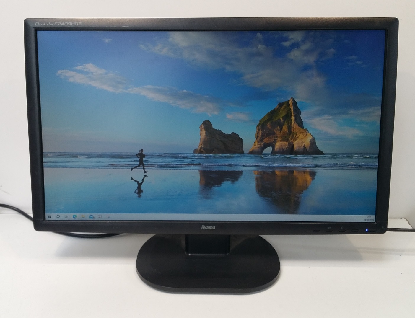 20230824_123500 Ilyama Prolite E2409HDS 24 inch Monitor VGA/DVi/HDMi - Image 1
