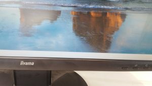 Ilyama Prolite E2409HDS 24 inch Monitor VGA/DVi/HDMi - Image 2