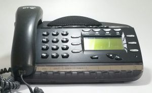 BT V8 Featurephone Desk Phone - Image 2