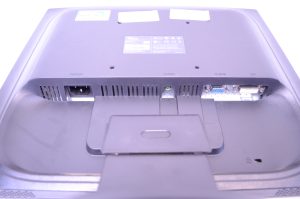 Fujitsu D19-1 19 inch Monitor VGA - Image 4
