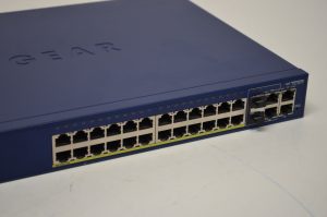 Netgear ProSafe 24+4 Smart Switch With PoE FS728TP V2