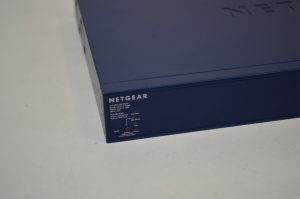 Netgear ProSafe 24+4 Smart Switch With PoE FS728TP V2 - Image 4
