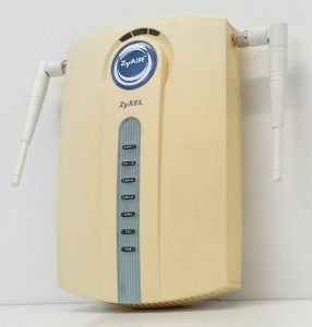 ZyXEL G-4100 v2 Wireless Router No PSU 6W Max - Image 2