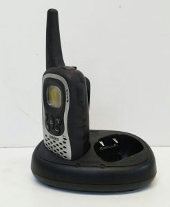 1x Uniden PMR885-2CKHS Two Way Radio Walkie Talkie With a Uniden Charger Pod - Image 2