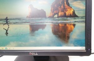 Dell E1713SC 17" Flat Panel Monitor - Image 5