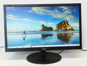 LG Flatron 24EN43VSA 24EN43VS-B 24" Monitor With Stand - Image 2
