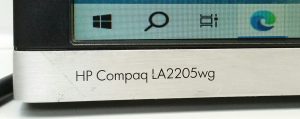 HP Compaq LA2205WG 22" VGA DVI Monitor - Image 6