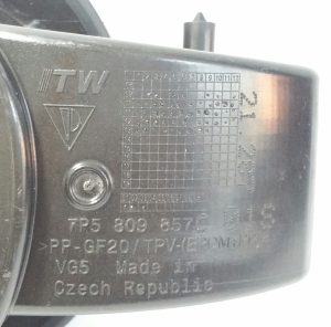 Unbranded Fuel Filler Tank 7P5809857C With a Diesel Fuel Filler Cap 7P6201553B - Image 4