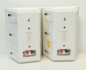 2X Unbranded Wall Mounted Speakers - With Mounting Brackets - Image 4
