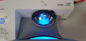 NEC U250X Projector with 143 Lamp Hours Used - Image 3