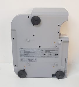 NEC U250X Projector with 143 Lamp Hours Used - Image 7