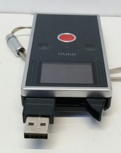 Flip Video Mino USB Handheld Camcorder - Image 4