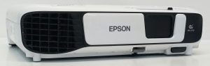 Epson H843B EB-X41 HDMI LCD Projector with 723 Lamp Hours Used