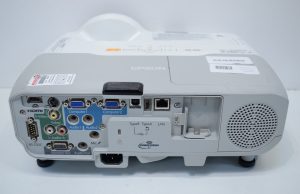 Epson EB-430 Projector with 1042 Lamp Hours Used - Image 2