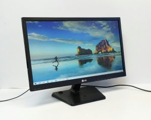 LG Flatron 22EN33S-B 22" Screen VGA Monitor