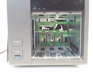 Qnap Network Attached Storage TS-453 Pro No Drive or Caddies Included not working faulty - Image 7