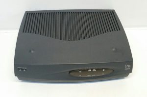 Cisco 1721 1700 Series 10/100 Modular Access Ethernet Router - Image 6