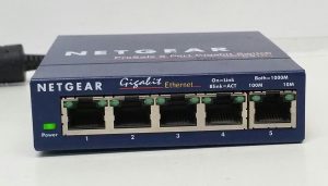 Netgear GS105 v4 ProSafe 5-Port Gigabit Switch - Image 2