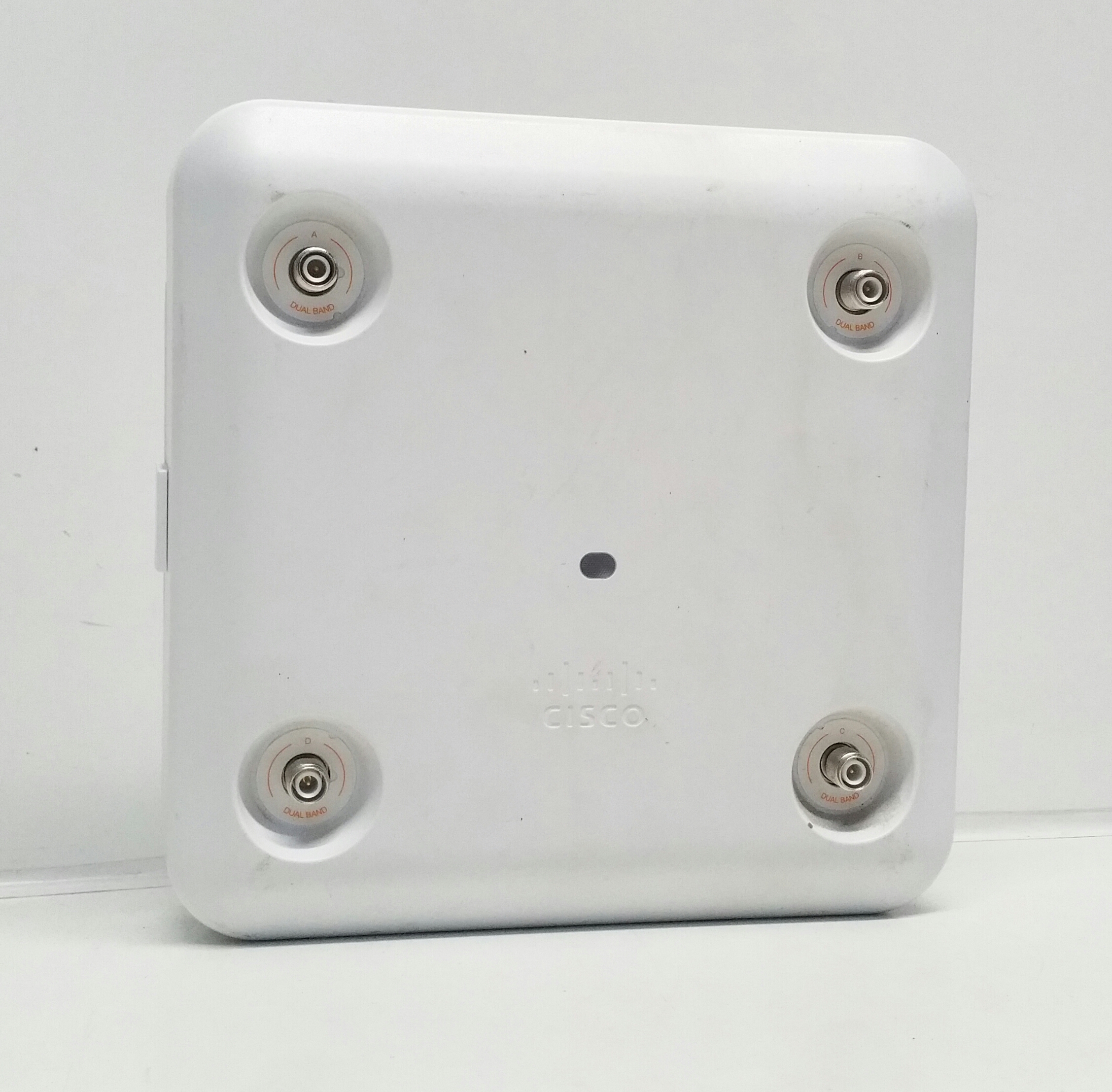 20180302_181822-1 Cisco AIR-CAP2802E-E-K9 Aironet 2802 Series 802.11ac PoE Dual Band Access Point w/o PSU - Image 1