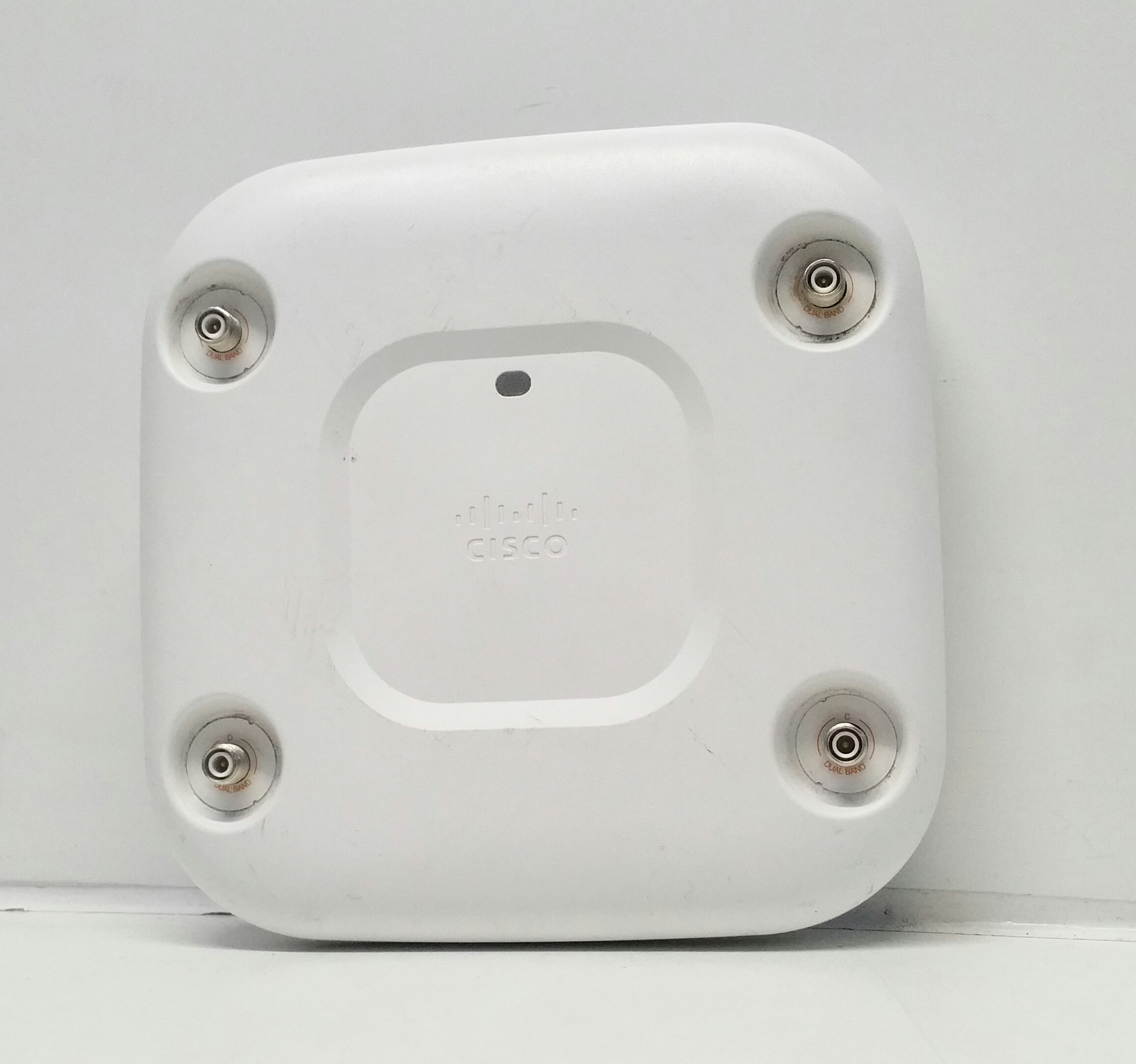 20180302_182321-1 Cisco AIR-CAP2702E-E-K9 V02 Aironet 2700 Series 802.11ac Dual Band PoE Access Point - Image 1