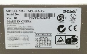 D-Link DES-1024R+ 24-Port 10/100 Fast Ethernet Switch - Image 3