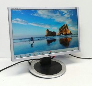 LG Flatron L194WS 19" VGA Monitor
