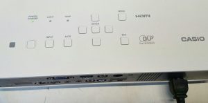 Casio XJ-M130 Data Projector with 5637 Lamp Hours Used - Image 2