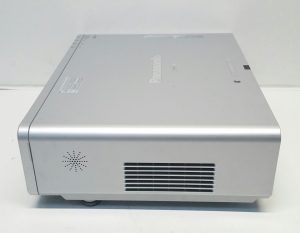Panasonic PT-F300EA XGA LCD Projector with 1693 Lamp Hours Used - Image 6