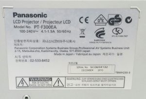Panasonic PT-F300EA XGA LCD Projector with 1693 Lamp Hours Used - Image 3