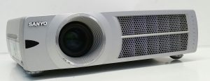 Sanyo PLC-SE15 Pro-X Multiverse Projector #3804