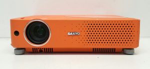 Sanyo PLC-XE31 Pro XtraX Multiverse Projector - Image 2