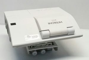 Hitachi CP-A221N LCD Projector w 1079 Lamp Hours Used