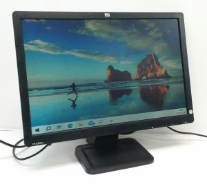 HP LE2201w HSTND-2661-Q 22" VGA LCD Monitor