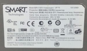 Smart UF75 Projector - Image 3